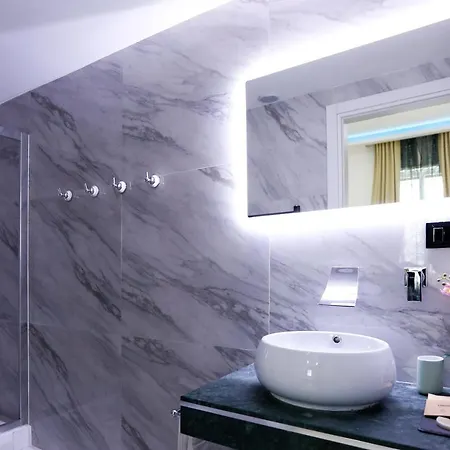Escape Luxury - Ca Domus Collection 3* Rom